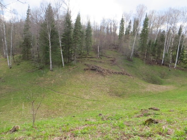 Местность вся в карстовых воронках Местность вся в карстовых воронках