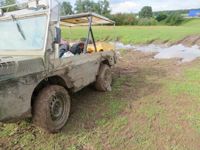 Глины на колесах было по несколько кг Глины на колесах было по несколько кг