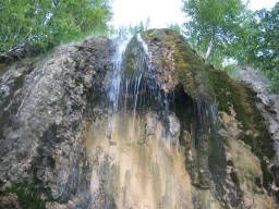 верх водопада