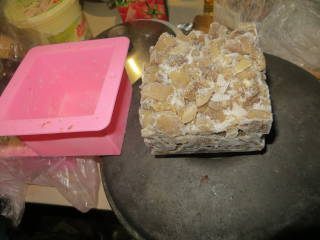 жареные соленые грузди после заморозки - кубик готов!