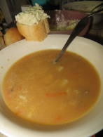 Уха "Змей Горыныч" с бутербродами в японском стиле