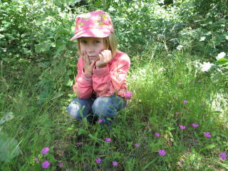 Доча в гвоздичках